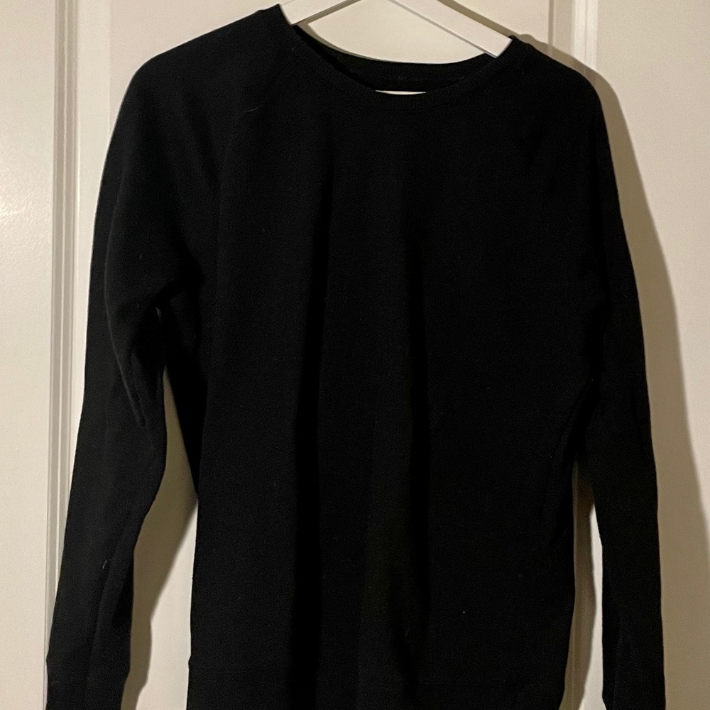 Black Sweatshirt